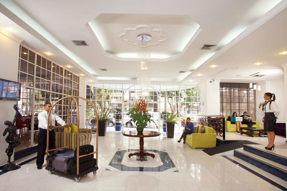 Azor Hotel Cali Versalles Exterior photo